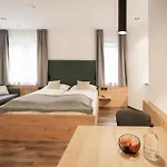 Готель Feichter & Living