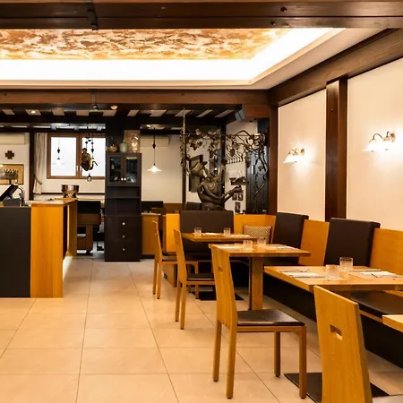 Feichter & Bistro Hotel 2*