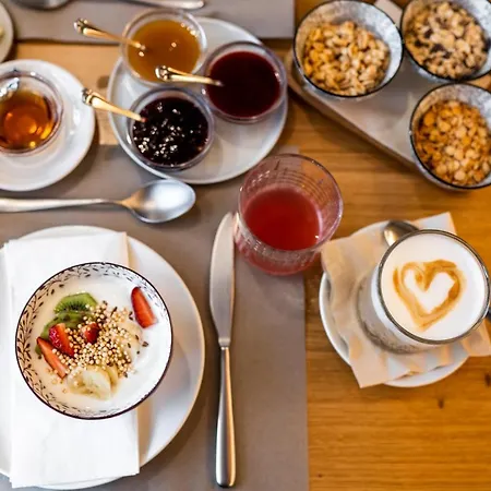 Feichter & Bistro 2*