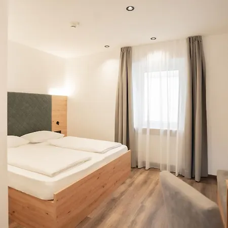 Feichter & Living 3* Больцано