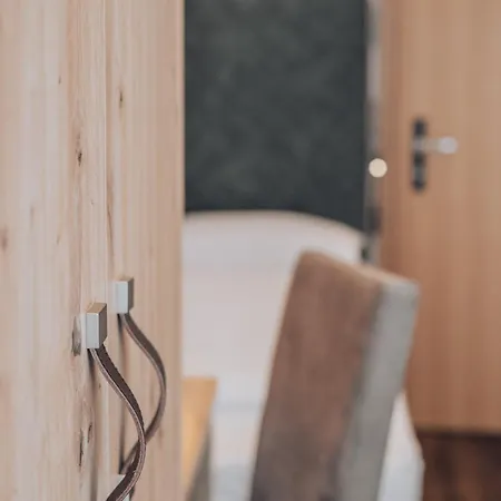 Отель Feichter & Bistro Больцано