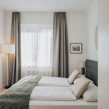 Feichter Hotel & Living 2*