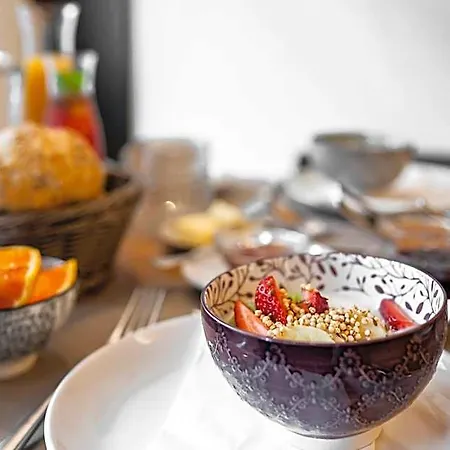 Feichter & Living Hotel 3*