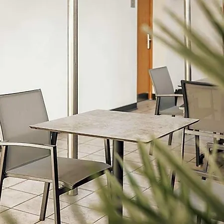 Feichter & Living Hotel 3*