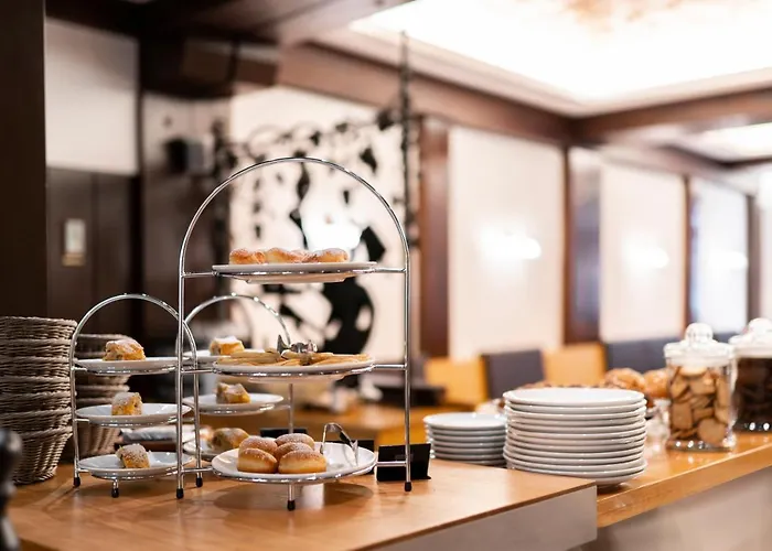 Feichter & Living Hotel 3*