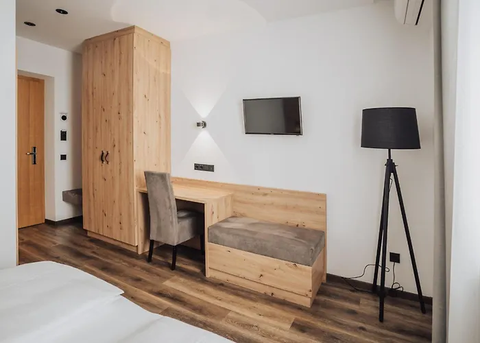 Hotel Feichter & Living